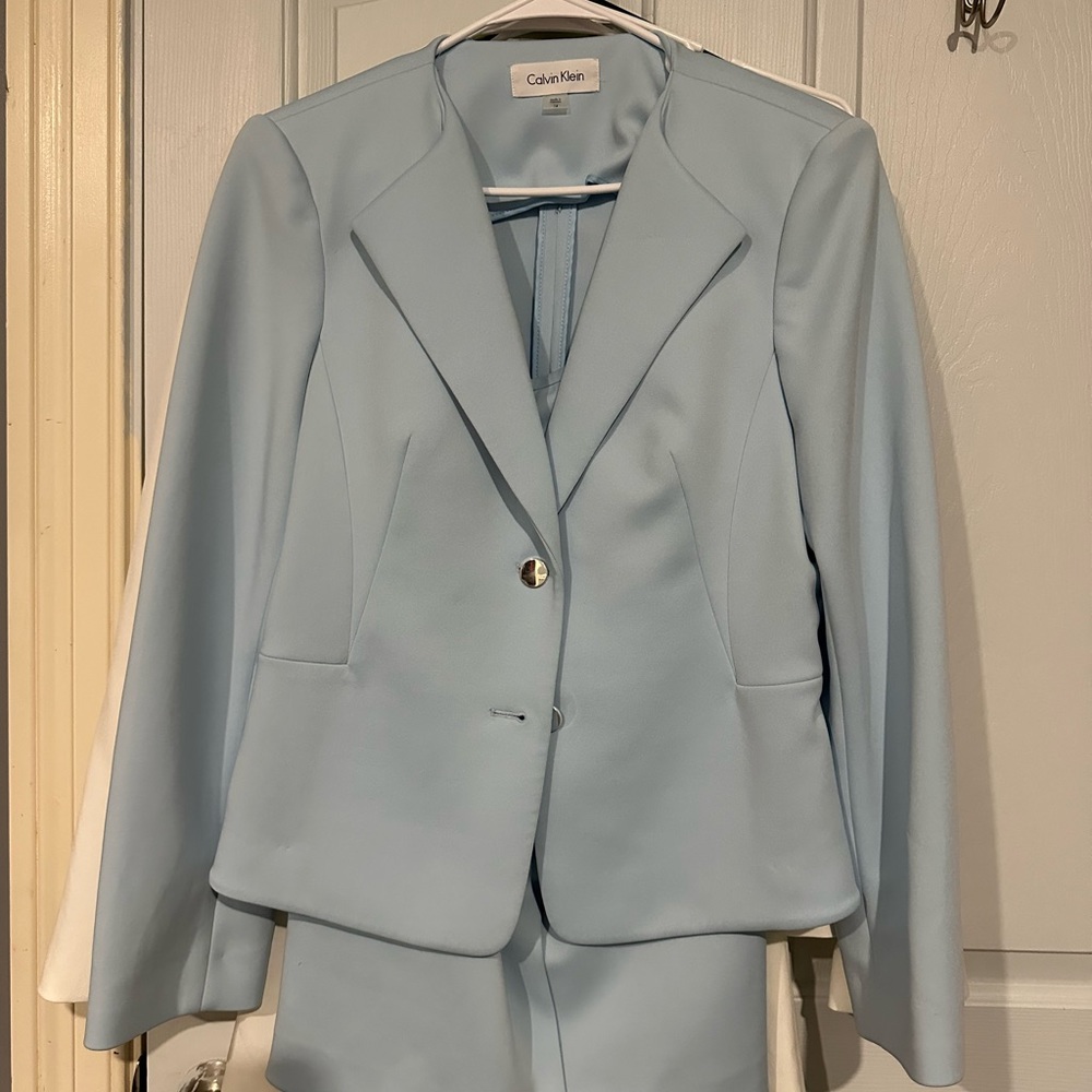 Baby blue Calvin Klein size 12 ladies skirt suit